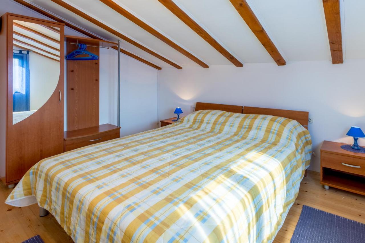 Vacation House Milka Milna  Kültér fotó