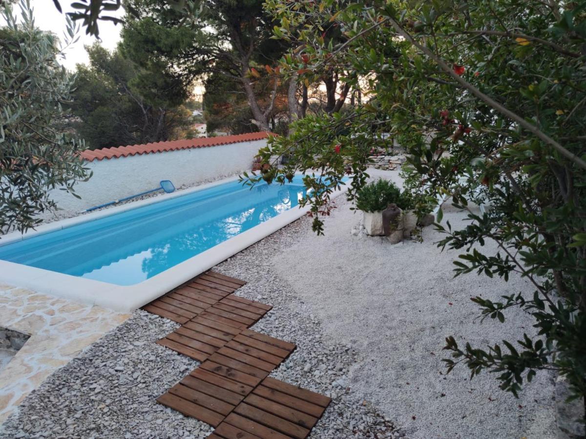 Vacation House Milka Milna  Kültér fotó